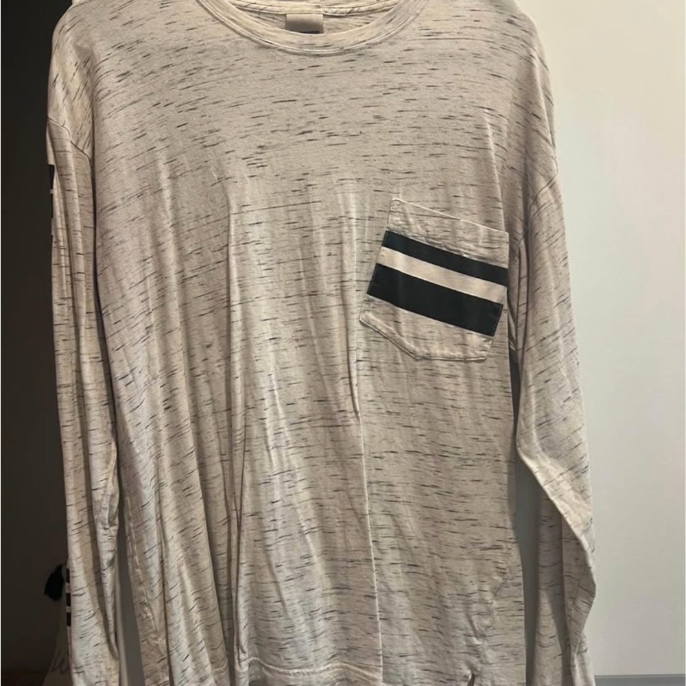 Women's Gray Long Sleeve Shirt with Pocket